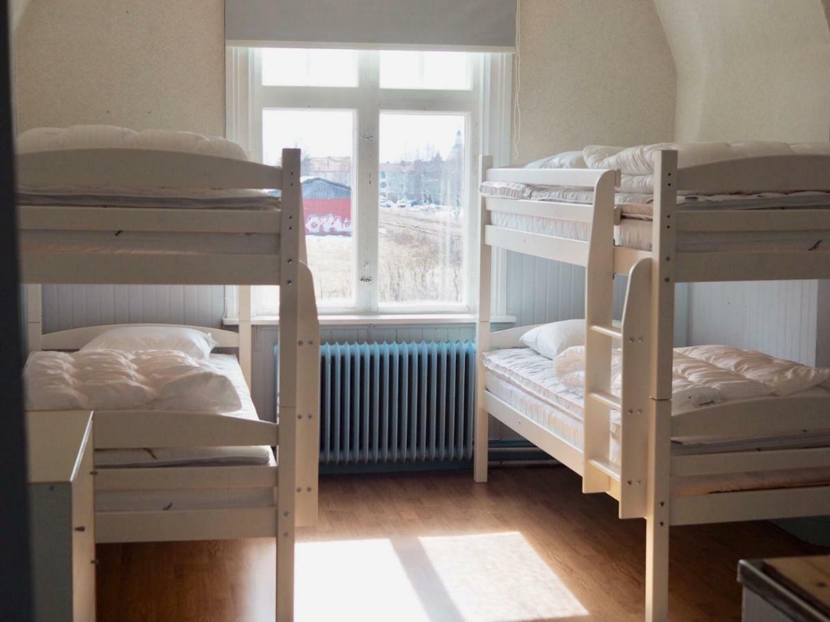 Вилла Orsastuguthyrning-Kyrkbyn Экстерьер фото