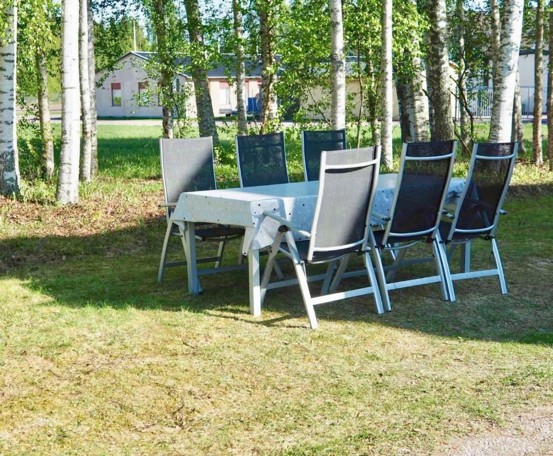 Вилла Orsastuguthyrning-Kyrkbyn Экстерьер фото